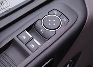 Ford Tourneo Custom Kombi 2,0 l 95 kw