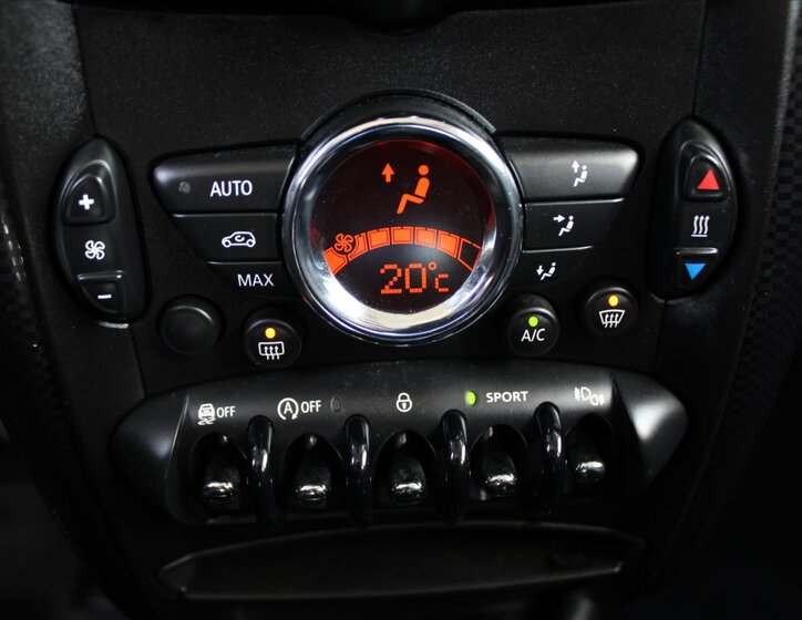 Mini Countryman SUV / Terénní 1,6 l 90 kw