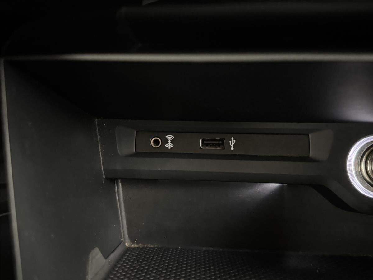 Volkswagen Touran MPV 2,0 l 110 kw