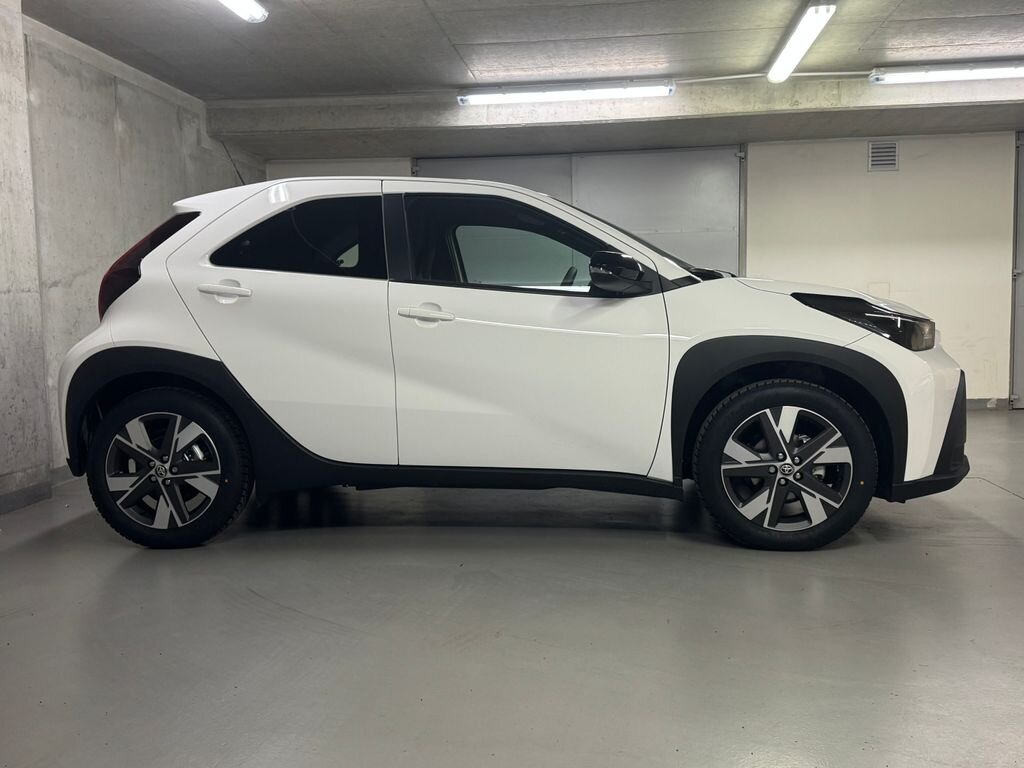 Toyota Aygo Hatchback 1,5 l 53 kw