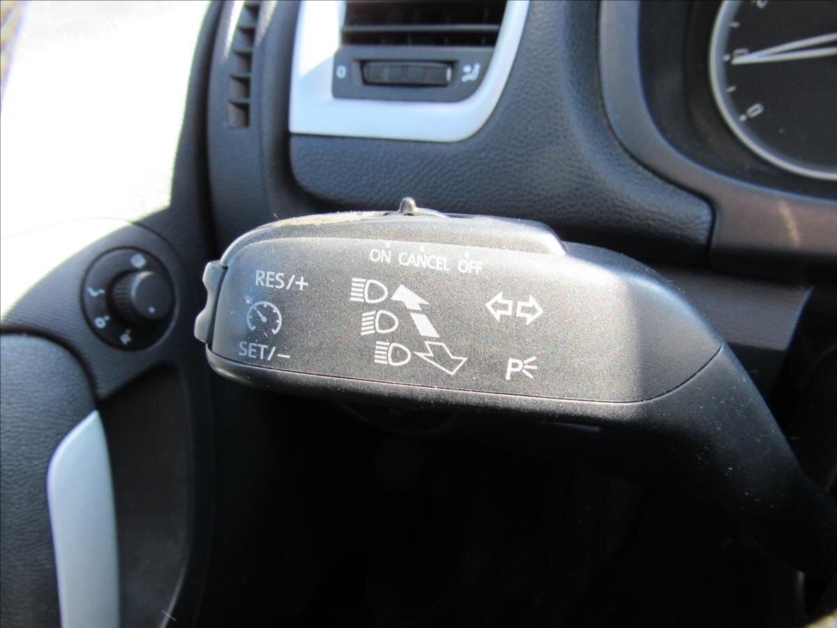 Škoda Roomster Kombi 1,2 l 51 kw