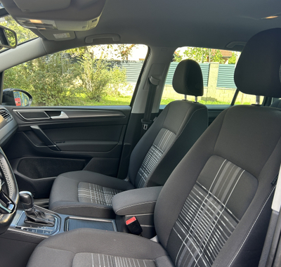 Volkswagen Golf Sportsvan 32