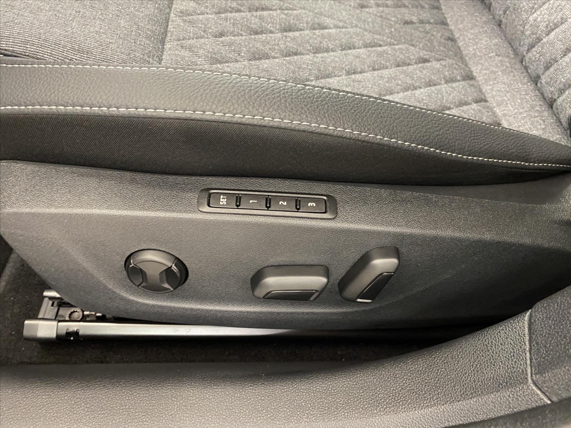 Škoda Octavia Liftback 2,0 l 110 kw