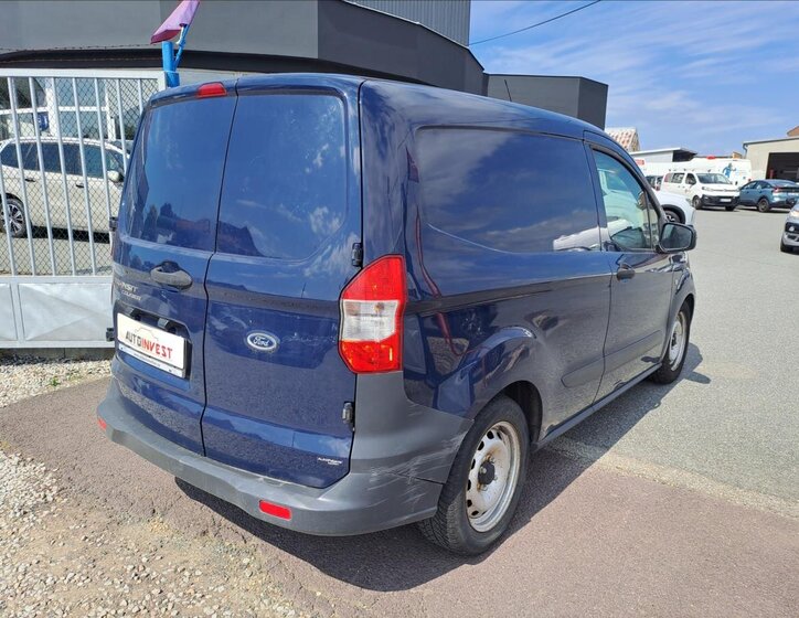 Ford Transit Courier Skříň 1,5 l 55 kw