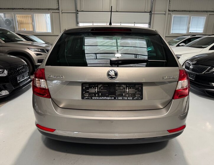 Škoda Rapid 5