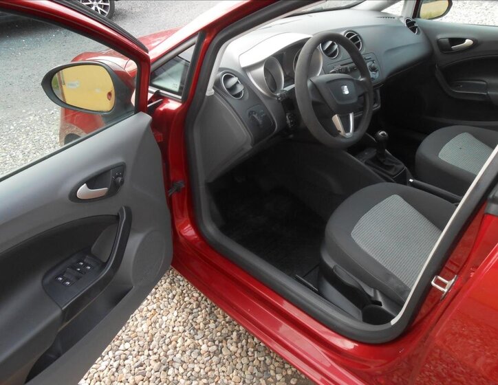 Seat Ibiza Hatchback 1,4 l 63 kw