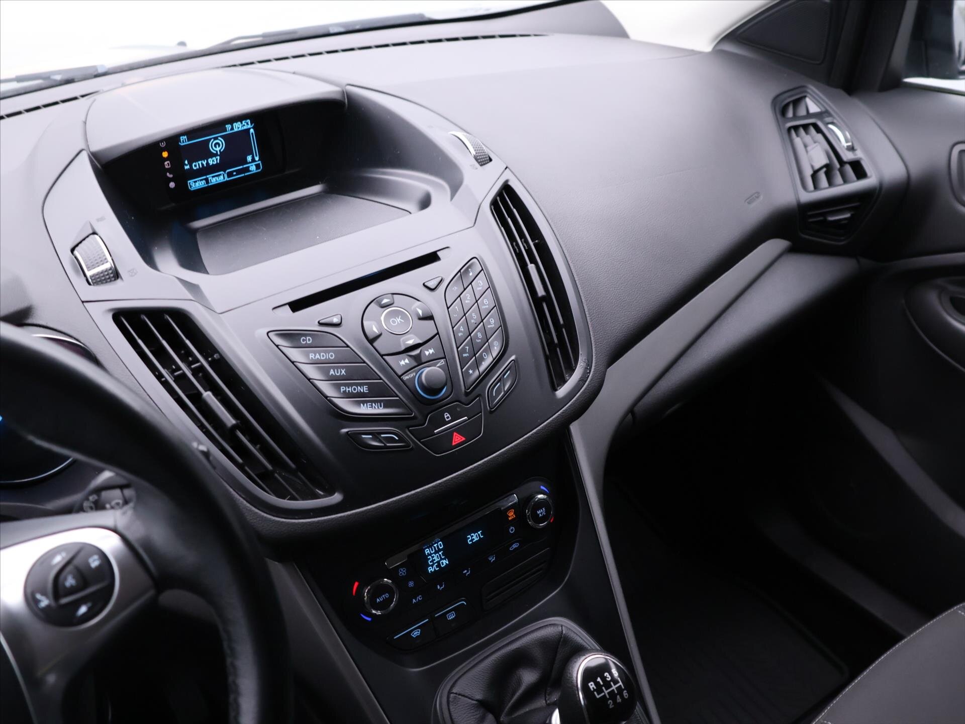 Ford Kuga SUV / Terénní 2,0 l 103 kw