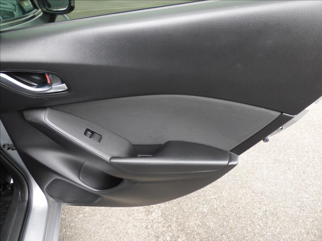 Mazda 3 Hatchback 2,0 l 121 kw