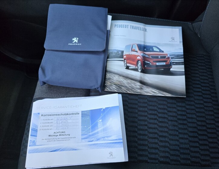 Peugeot Traveller 29