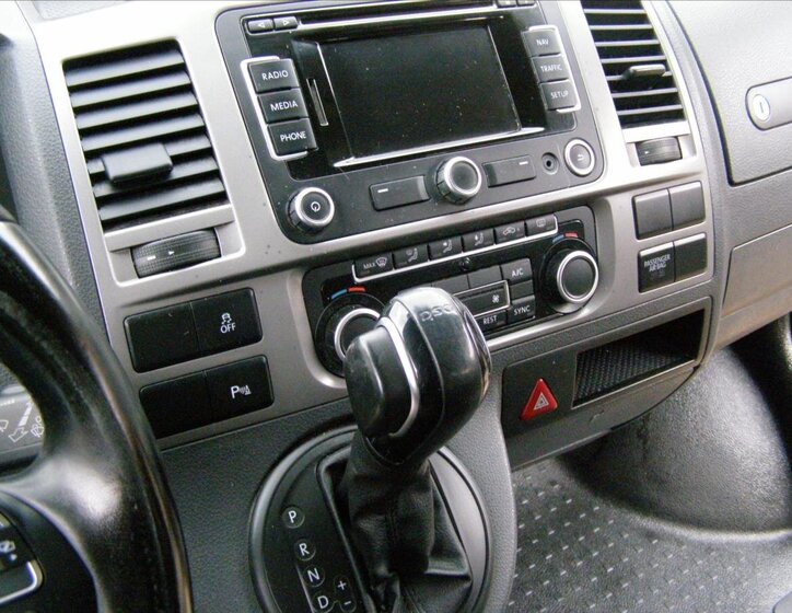 Volkswagen Caravelle Ostatní 2,0 l 103 kw