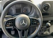 Mercedes-Benz Sprinter 9