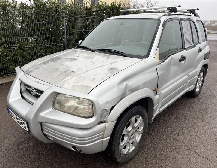Suzuki Grand Vitara 1