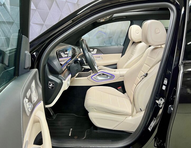 Mercedes-Benz GLS SUV / Terénní 4,0 l 360 kw