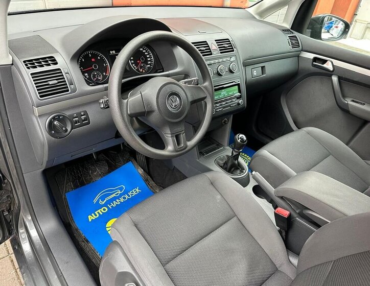 Volkswagen Touran MPV 1,6 l 77 kw