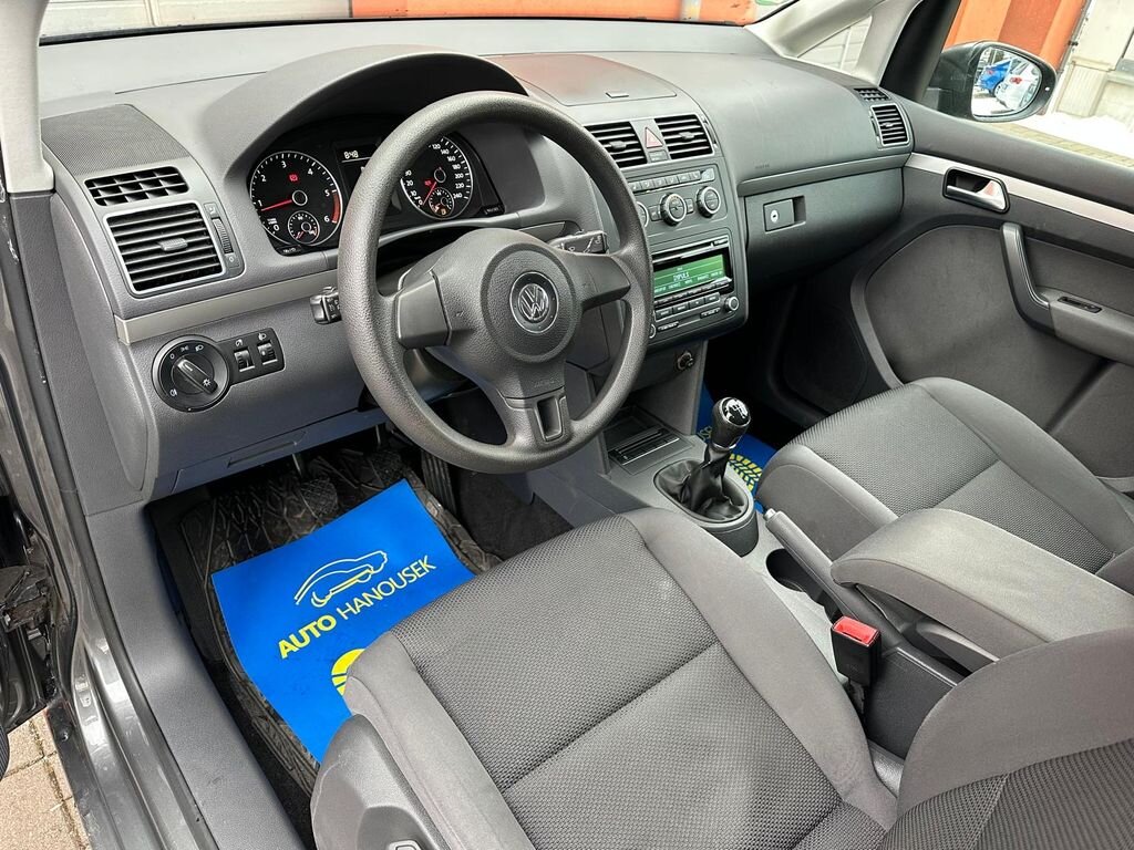 Volkswagen Touran MPV 1,6 l 77 kw