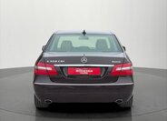 Mercedes-Benz Třídy E Sedan / Limuzína 3,0 l 170 kw