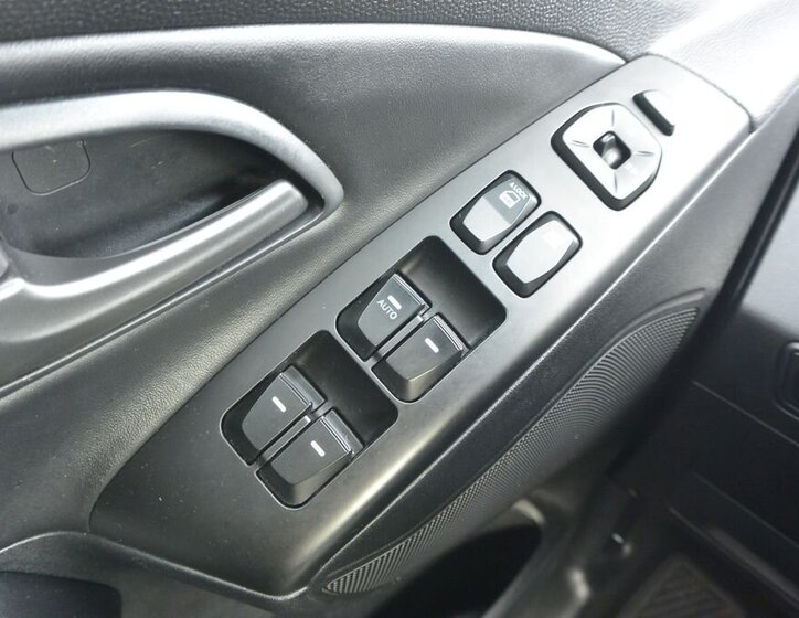 Hyundai ix35 SUV / Terénní 2,0 l 100 kw