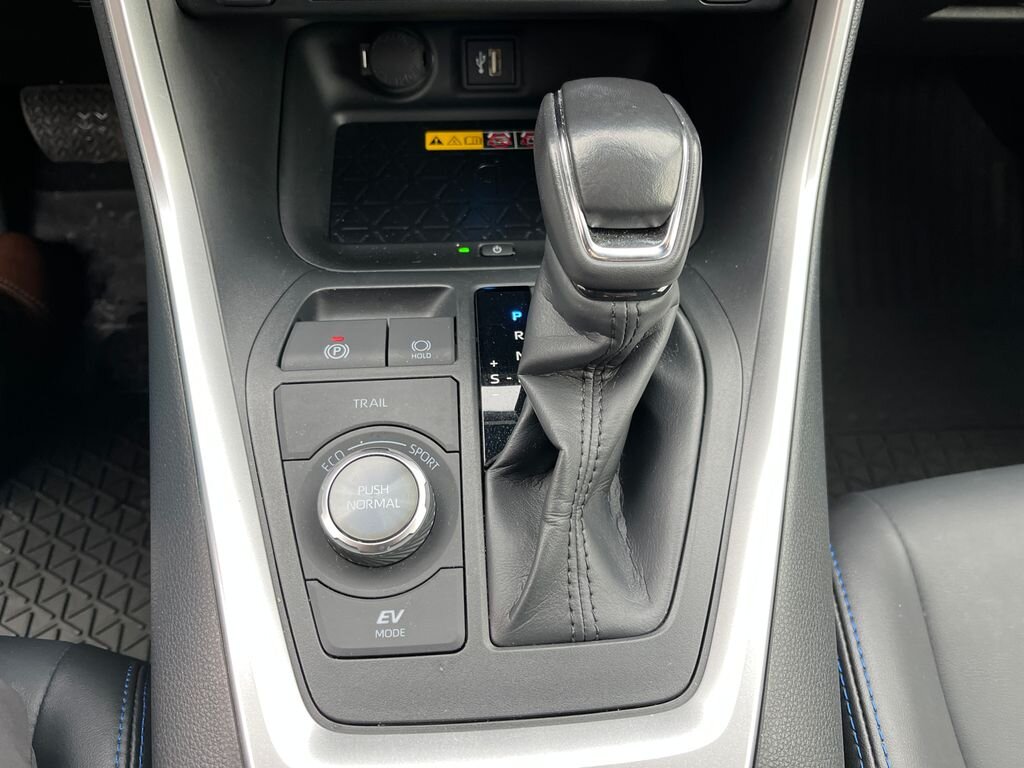 Toyota RAV4 SUV 2,5 l 131 kw