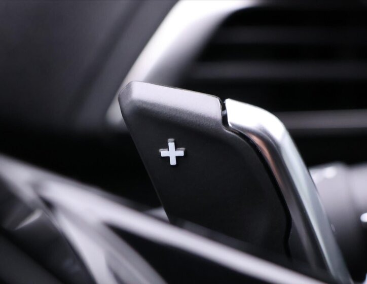 Peugeot 5008 SUV / Terénní 1,2 l 96 kw