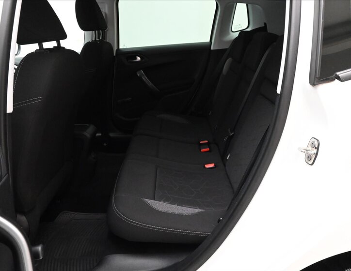 Peugeot 2008 SUV 2,0 l 60 kw