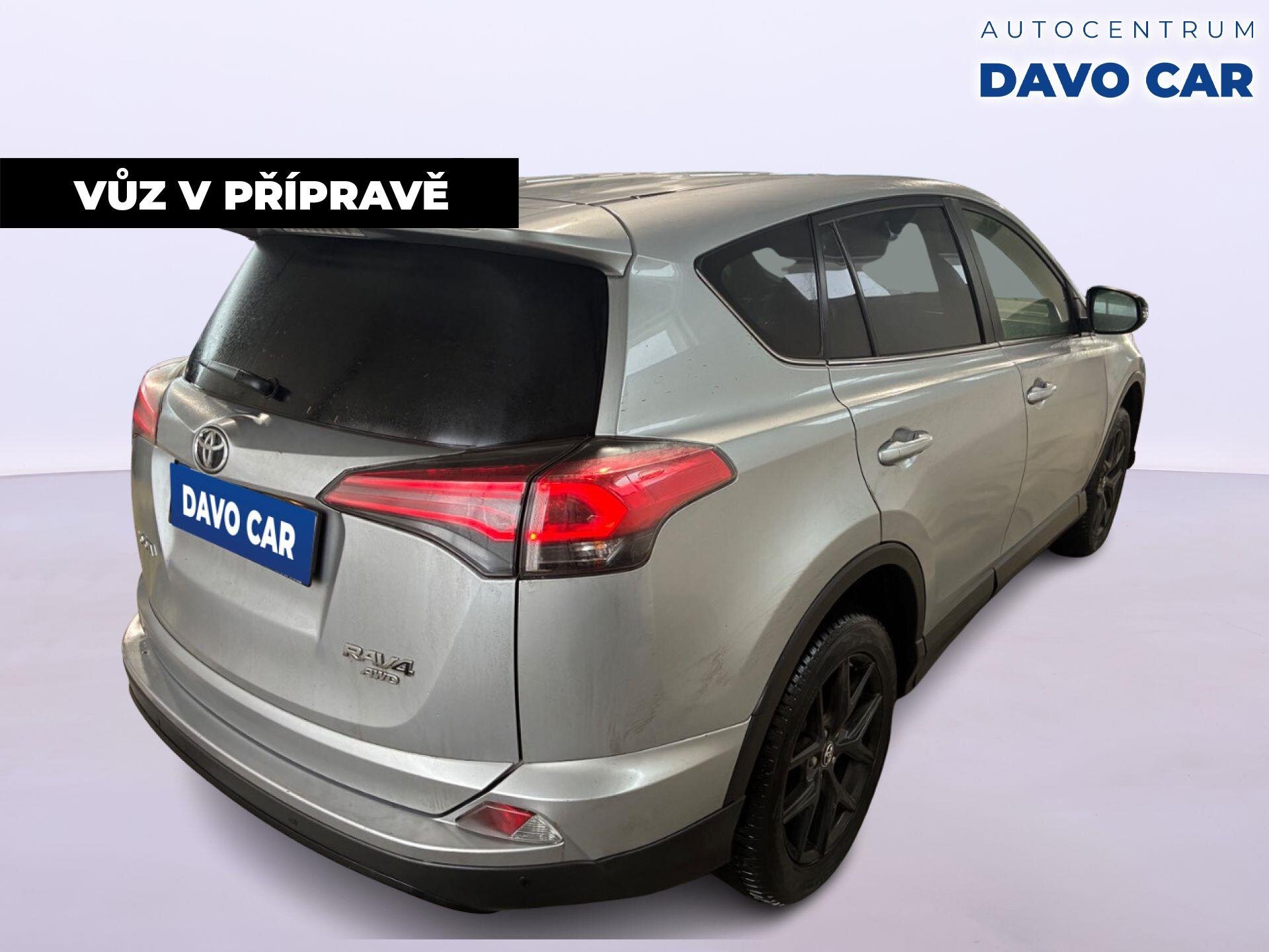 Toyota RAV4 SUV 2,0 l 112 kw