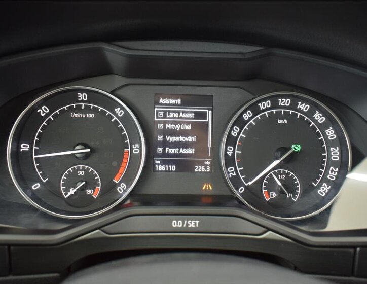 Škoda Superb Sedan 2,0 l 110 kw