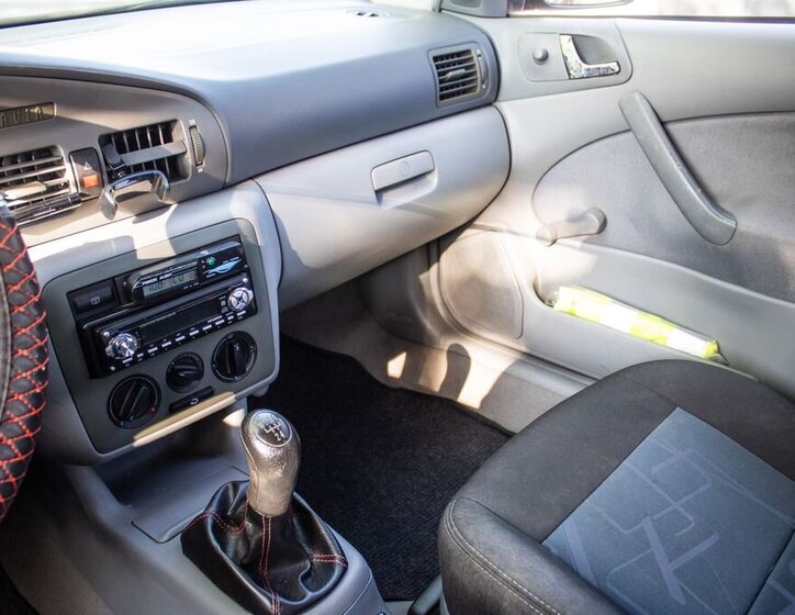 Škoda Octavia Sedan / Limuzína 1,6 l 55 kw