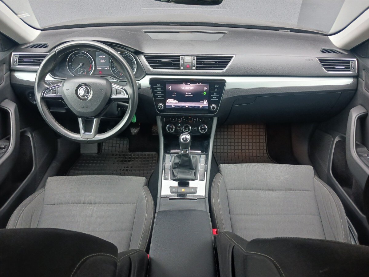 Škoda Superb Kombi 2,0 l 110 kw