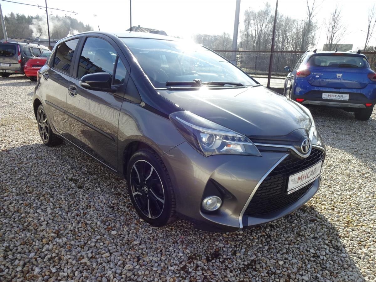 Toyota Yaris Kombi 1,3 l 73 kw