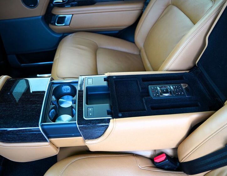 Land Rover Range Rover 38