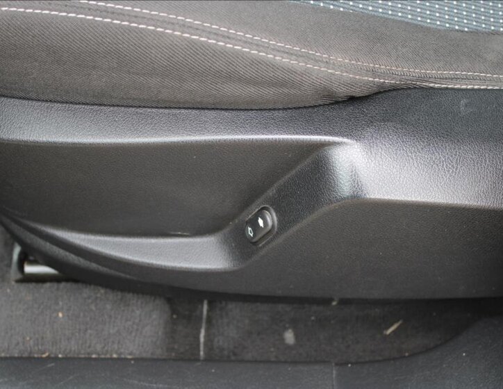 Ford Galaxy Kombi 2,0 l 103 kw