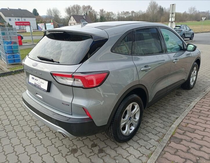Ford Kuga SUV / Terénní 2,5 l 165 kw