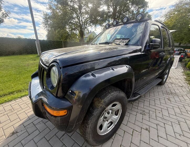 Jeep Liberty 1