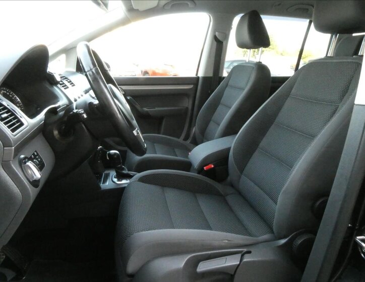 Volkswagen Touran MPV 2,0 l 103 kw