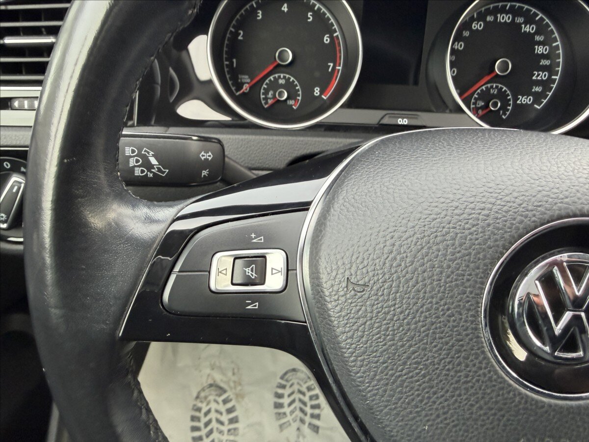 Volkswagen Golf Kombi 999,0 81 kw