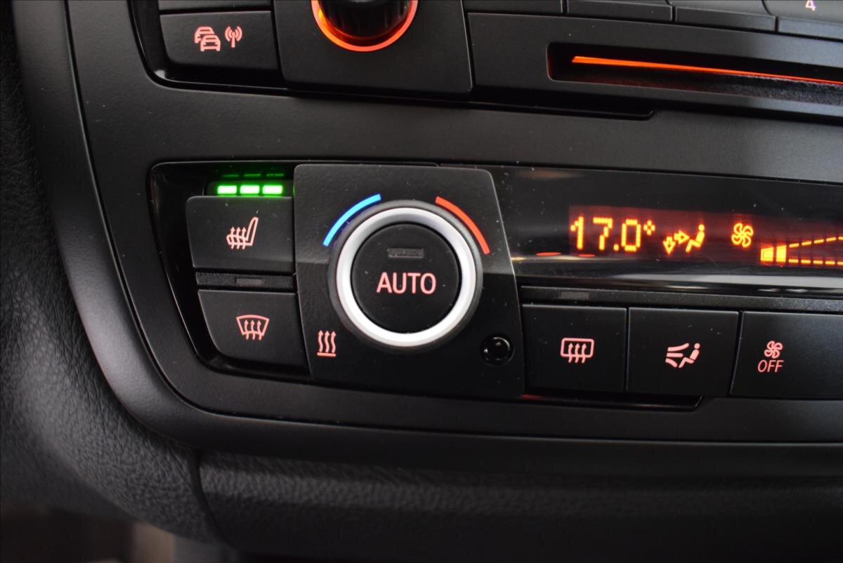 BMW Řada 3 Sedan / Limuzína 1,6 l 100 kw