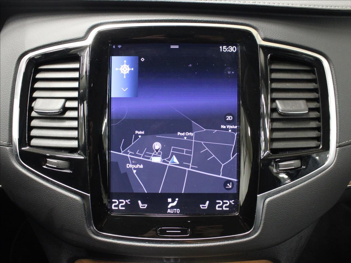 Volvo XC90 SUV / Terénní 2,0 l 173 kw