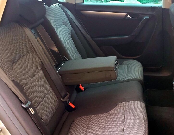 Volkswagen Passat Kombi 1,4 l 90 kw