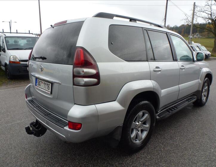 Toyota Land Cruiser 10