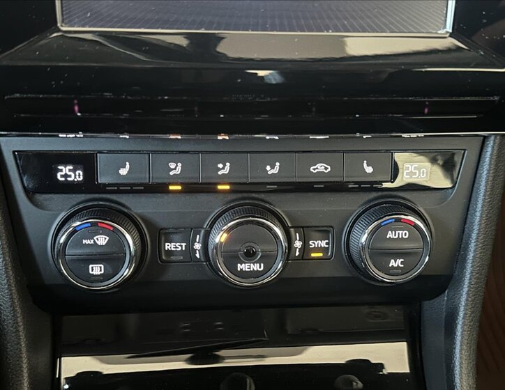 Škoda Superb Kombi 2,0 l 110 kw