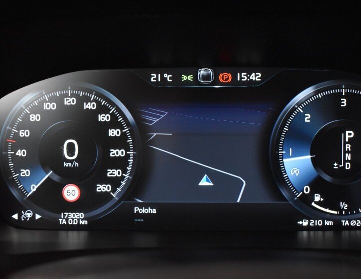 Volvo XC90 SUV / Terénní 2,0 l 177 kw