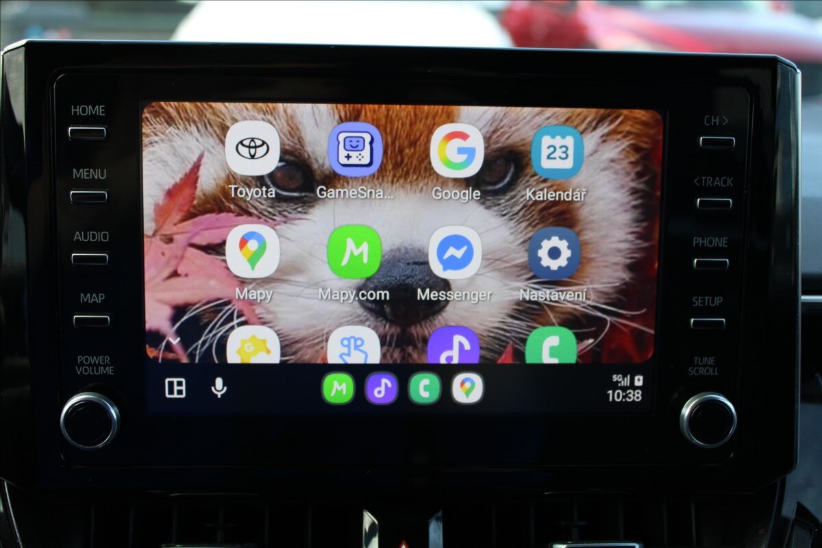 Toyota Corolla Kombi 2,0 l 112 kw