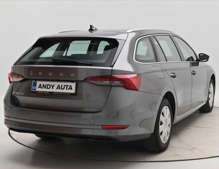 Škoda Octavia Kombi 2,0 l 110 kw