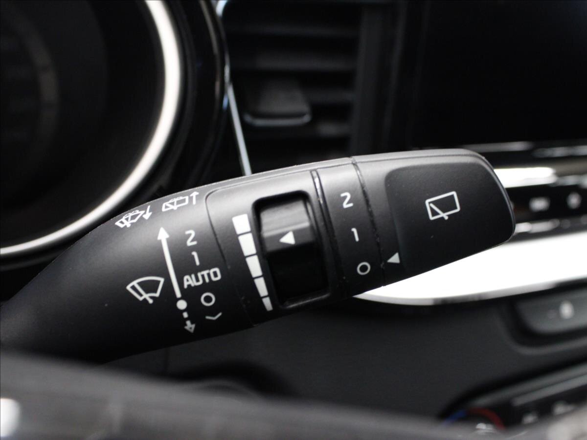 KIA ProCeed Kombi 1,5 l 103 kw