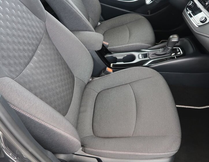 Toyota Corolla Sedan / Limuzína 1,8 l 72 kw