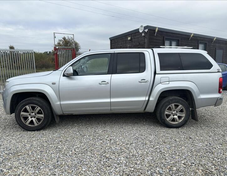 Volkswagen Amarok 8