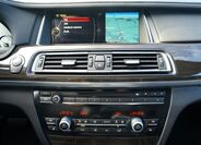 BMW Řada 7 31