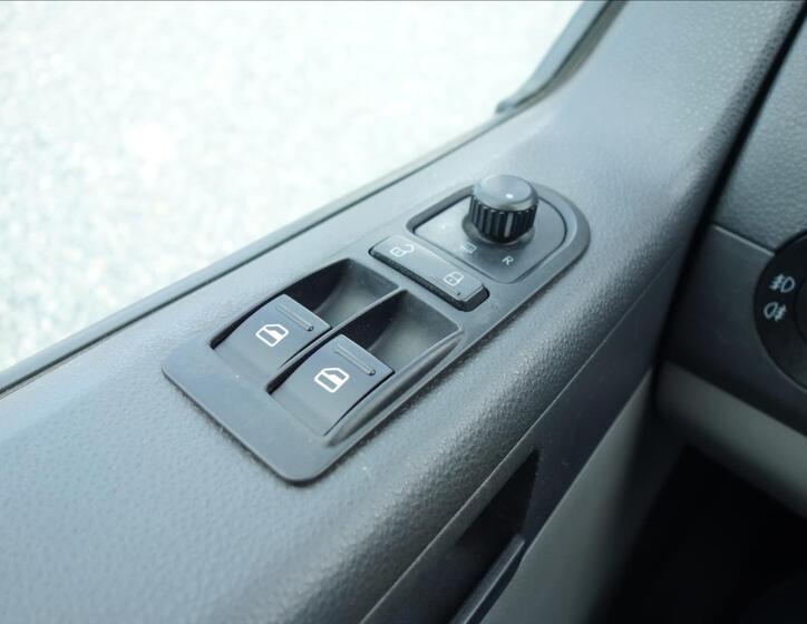 Volkswagen Transporter 23