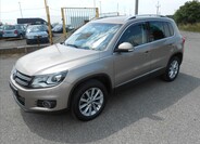 Volkswagen Tiguan 1