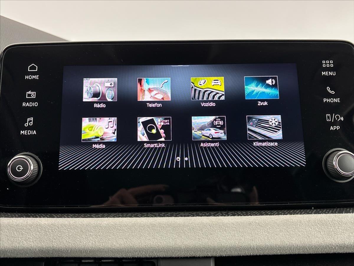 Škoda Scala Hatchback 999,0 85 kw